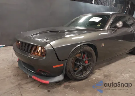 2018 Dodge Challenger R/T 392 z USA, uszkodzony, nr VIN 2C3CDZFJ6JH259471